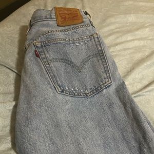 Levi’s High waisted jeans